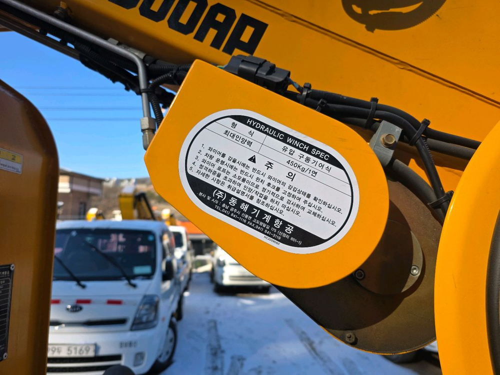 동해기계항공 15m고소작업차 2022년식 DHS1500AP팝니다. 이미지