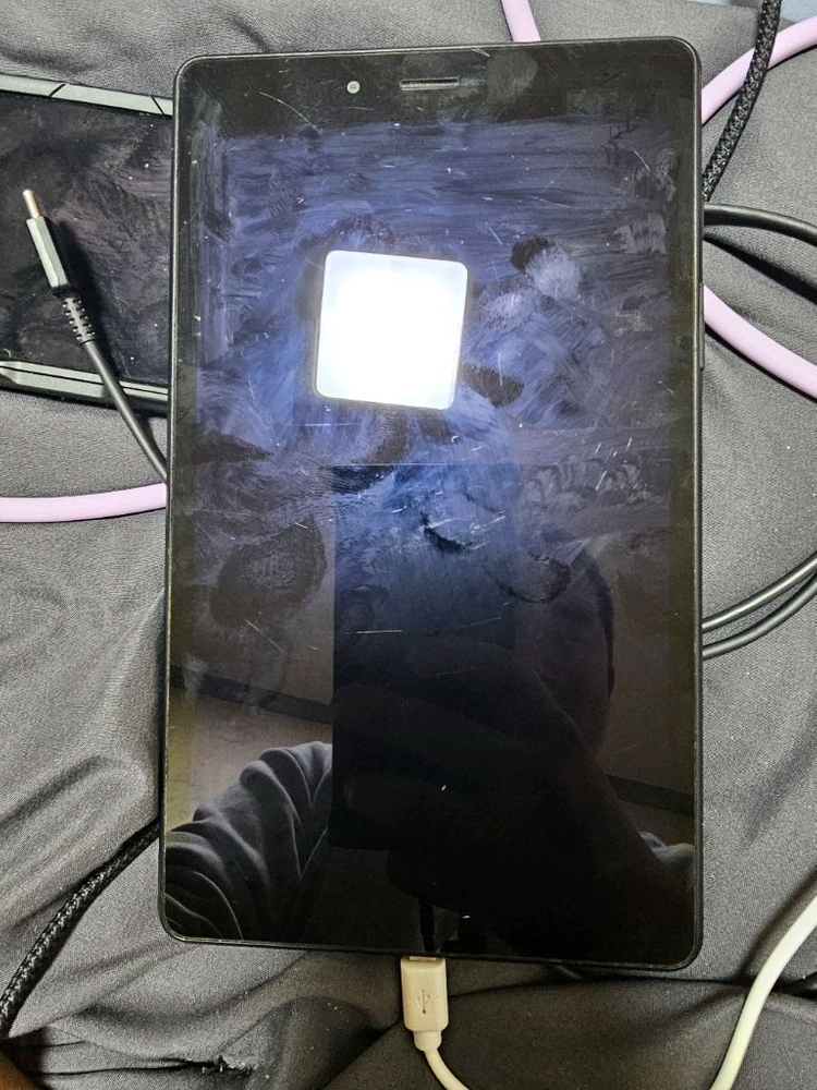 갤럭시탭A8.0 LTE모델--1