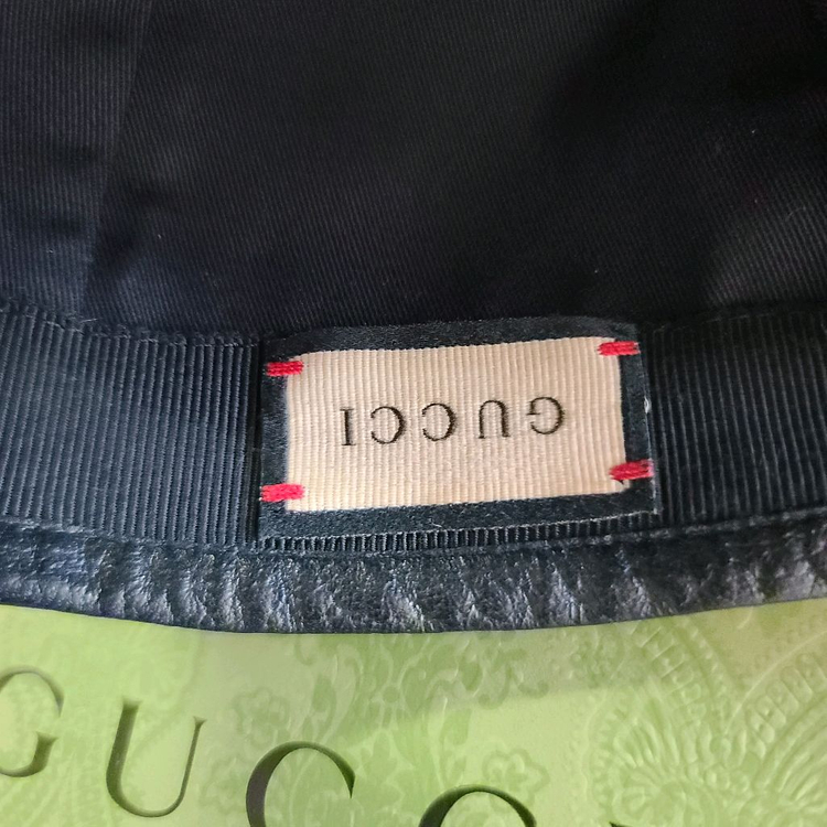 구찌 볼캡 모자 이미지