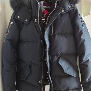 무스너클 쓰리쿼터 블랙 패딩 S/P