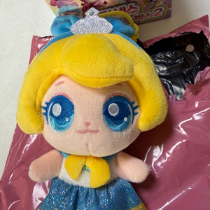 티니핑 서프라이즈 프린세스2 챠밍핑 판매합니다