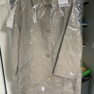 코이반트 코트 김세정 코트