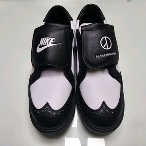 나이키 x 피스마이너스원 퀀도1 블랙 앤 화이트 270