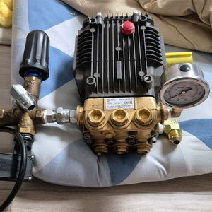 이태리 고압세차기 150bar펌프 판매합니다