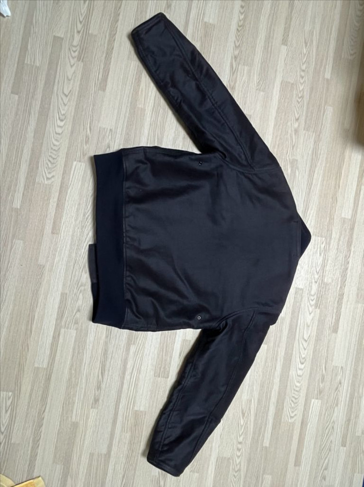 트로피 클로딩 후크 덱자켓 이미지