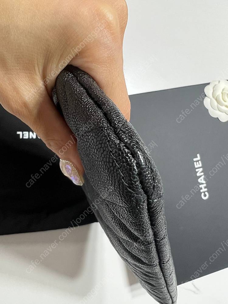 샤넬 보이 클러치 금장 뉴미듐 26번대--5