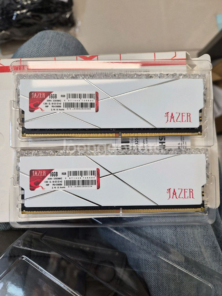 JAZER DDR4 3200MHz 16GB RGB 램 2개 (32GB)--3
