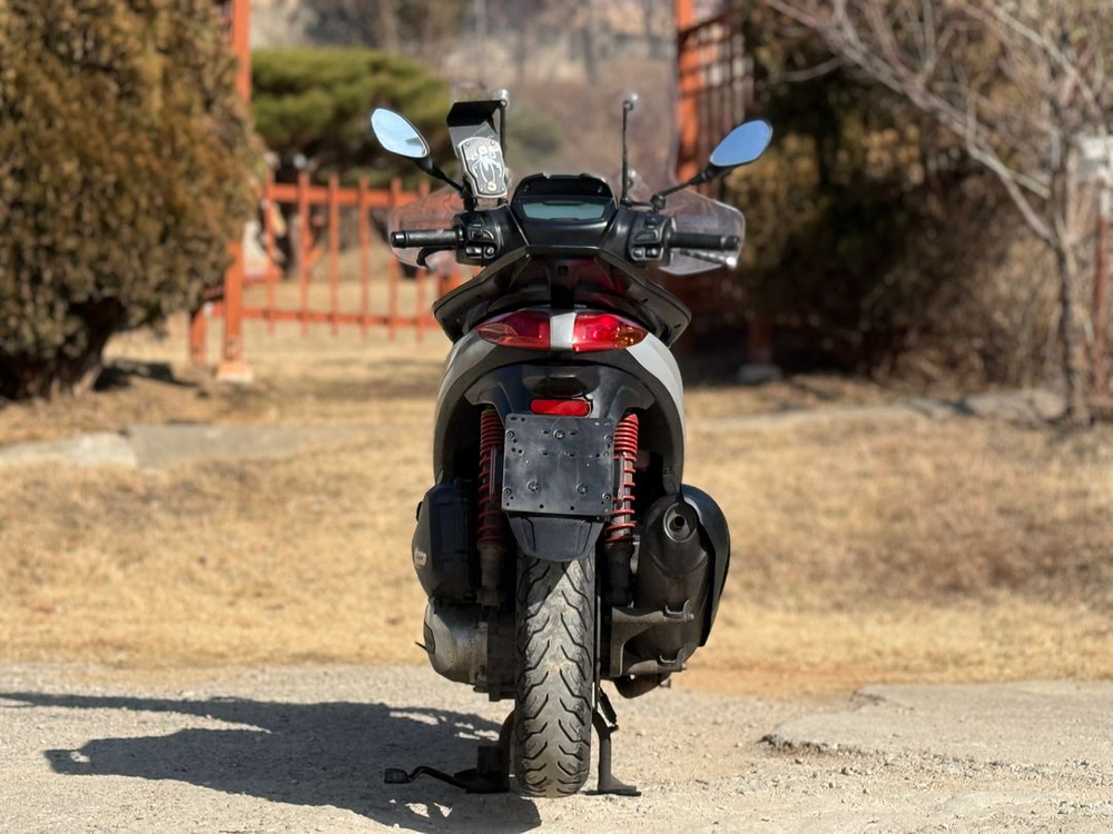 피오지아 메들리125 23년식 7만 저렴하게 판매합니다.--3