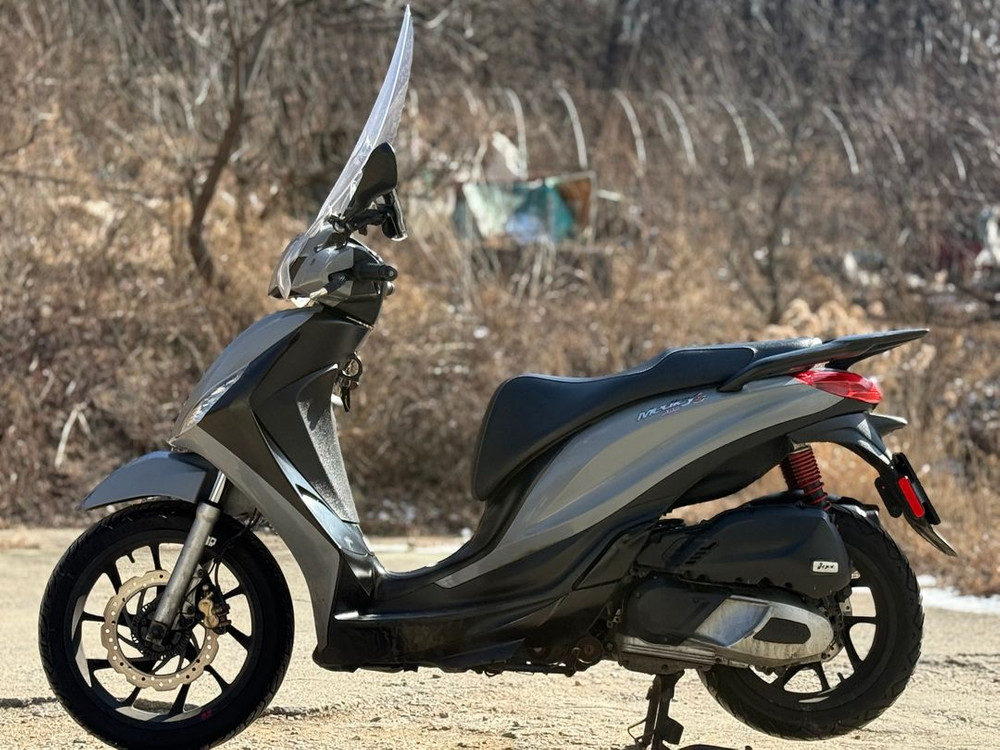 피오지아 메들리125 23년식 7만 저렴하게 판매합니다.--1