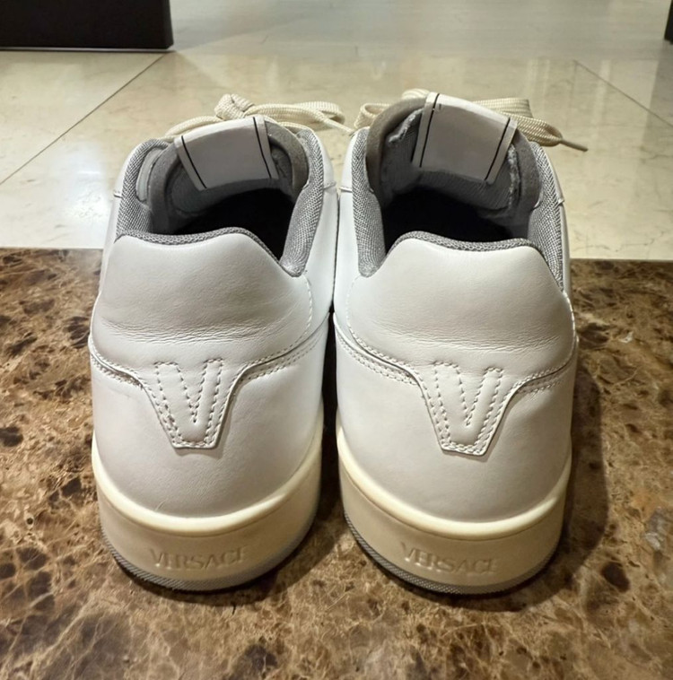 베르사체 레더 스니커즈 41(260)--2