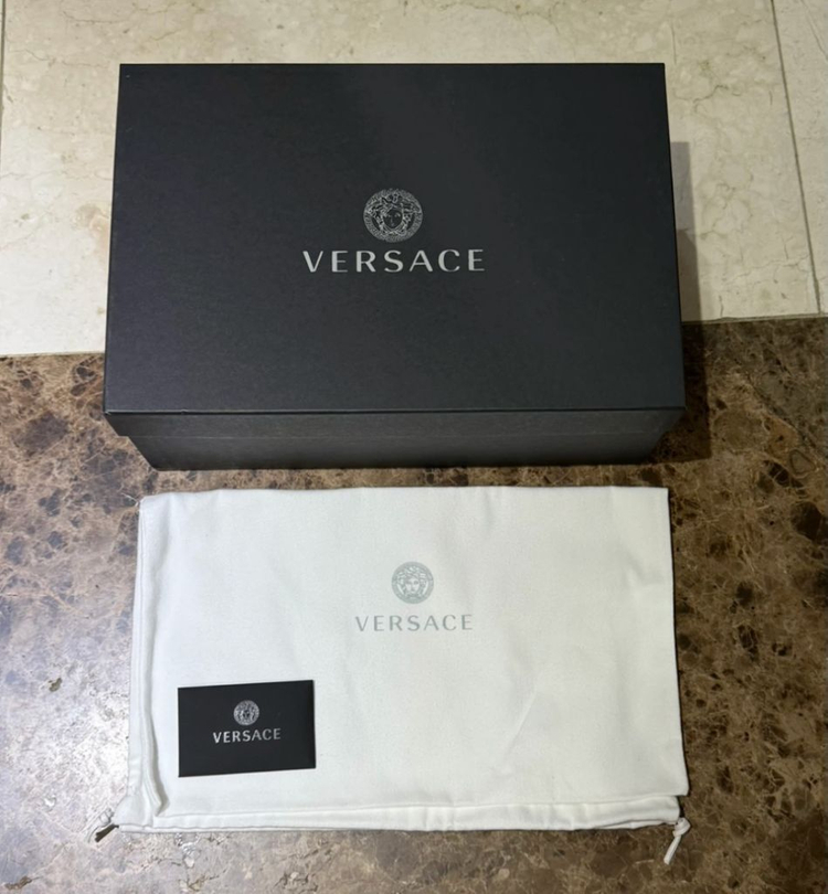 베르사체 레더 스니커즈 41(260)--7