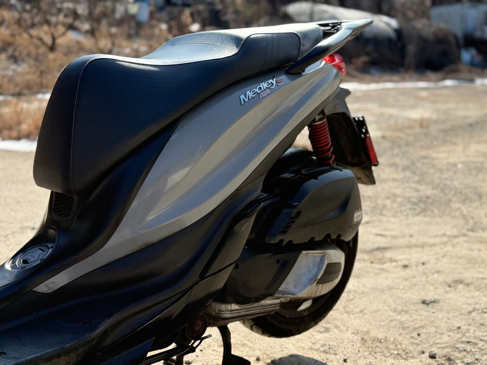 피오지아 메들리125 23년식 7만 저렴하게 판매합니다.--8