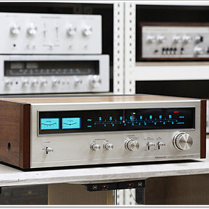 파이오니아(일본) A급 블루턴형 아날로그 튜너 TX-710(우드형) 이미지