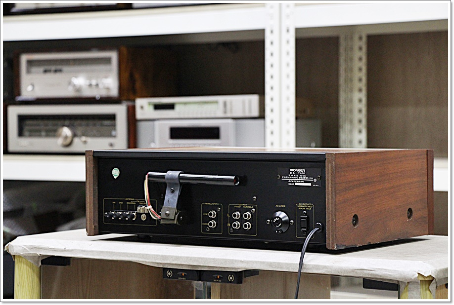 파이오니아(일본) A급 블루턴형 아날로그 튜너 TX-710(우드형) 이미지