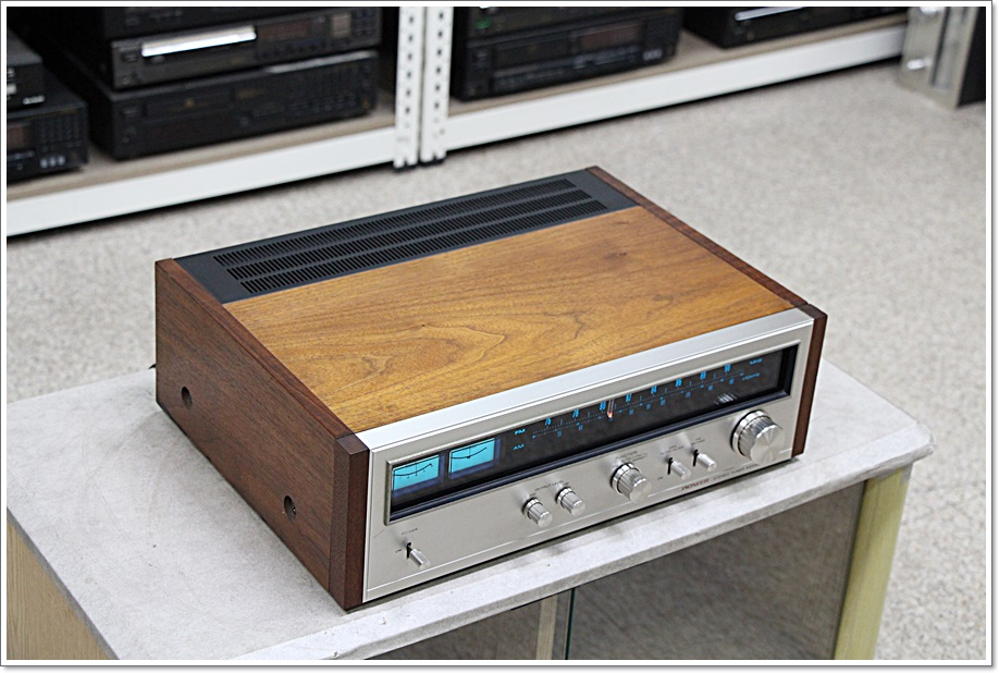 파이오니아(일본) A급 블루턴형 아날로그 튜너 TX-710(우드형) 이미지