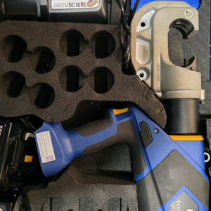 [상태최상] 클라우케 EK12042CFM 13톤압착기 풀세트