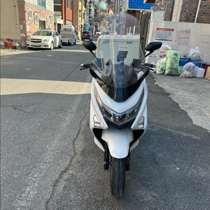 23년식 uhr125 ABS모델 오토바이 팝매합니다