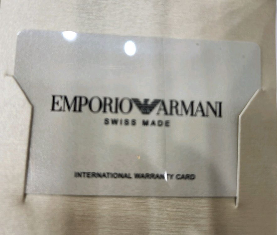 엠포리오 아르마니 스위스 메이드 오토매틱 시계입니다 이미지