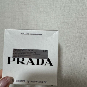 프라다 리빌 메쉬 쿠션 파운데이션 LC5LC5