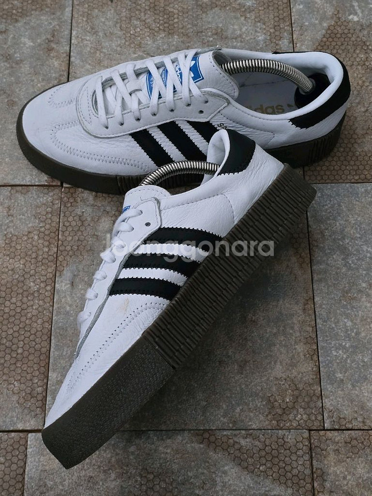 (245)아디다스 삼바로즈 검흰 스니커즈 운동화--4