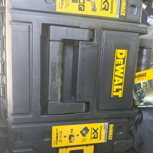 디월트 충전 그라인더 DCG 405 P2 이미지