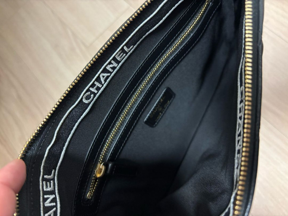 [미사용][정품]샤넬 CC로고 빈티지 클러치백 미디움--4