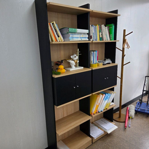 책장 판매합니다