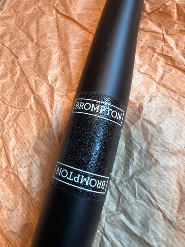 브롬톤 T라인 로우라이저 카본 핸들바(정품) 이미지