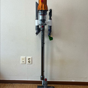 다이슨 진공+물청소기 이미지