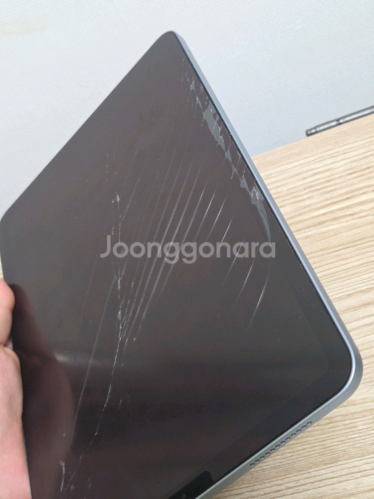아이패드 에어4 wifi 64gb 액정파손--6