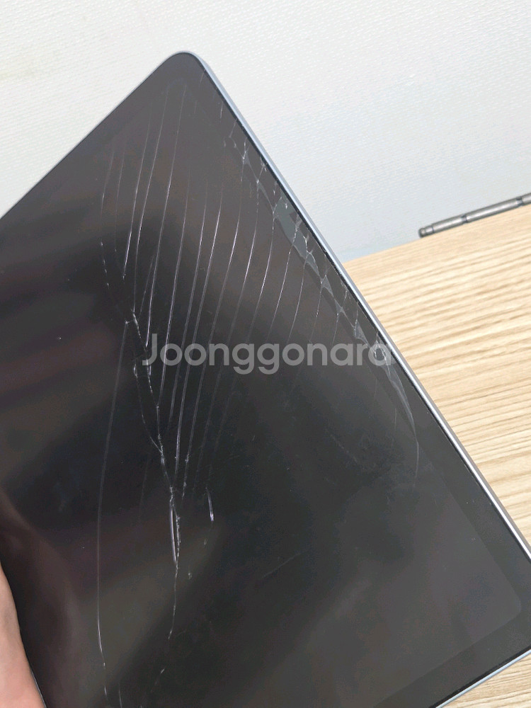 아이패드 에어4 wifi 64gb 액정파손--7