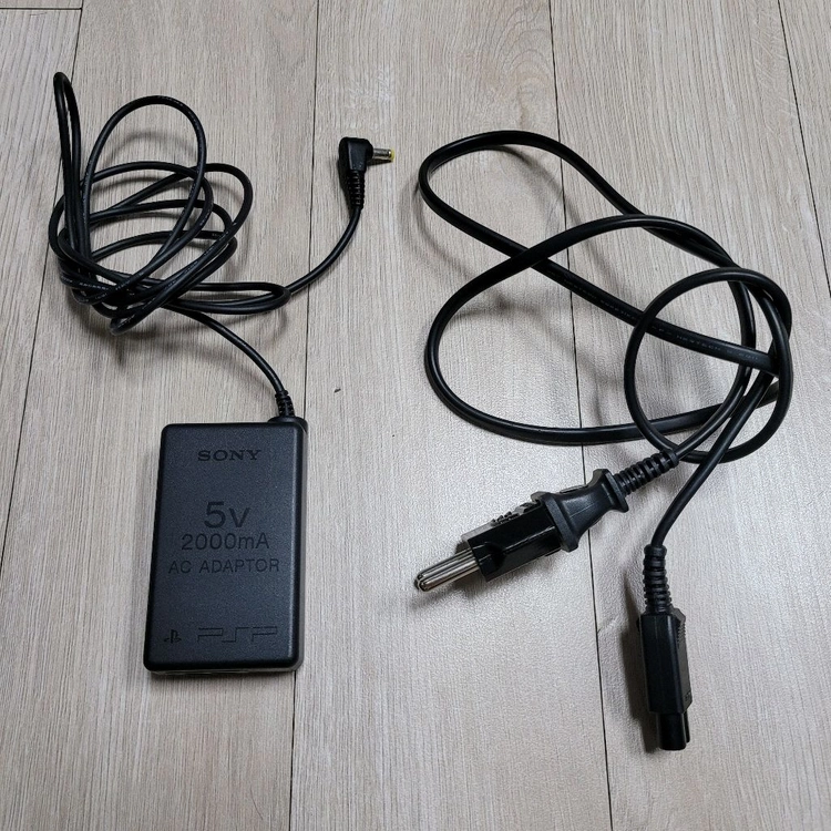 소니 PSP-1000 정품 충전기 어댑터 이미지