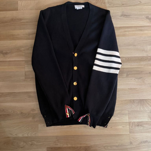 (백화점판)톰브라운 밀라노스티치 금장 가디건 네이비 3size