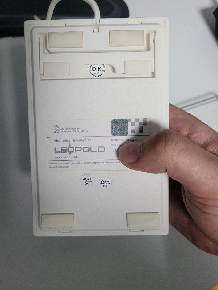 [판매] 레오폴드 FC210TP 기계식 텐키패드--2