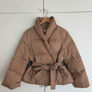 르뮈 로에베 구스 다운 패딩