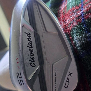 클리브랜드 CFX 웨지 52도입니다샤프트는 N.S.PRO 950GH S
