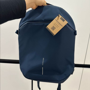 노트북 백팩 XD디자인 바비 에어 백팩 네이비 색상 새제품