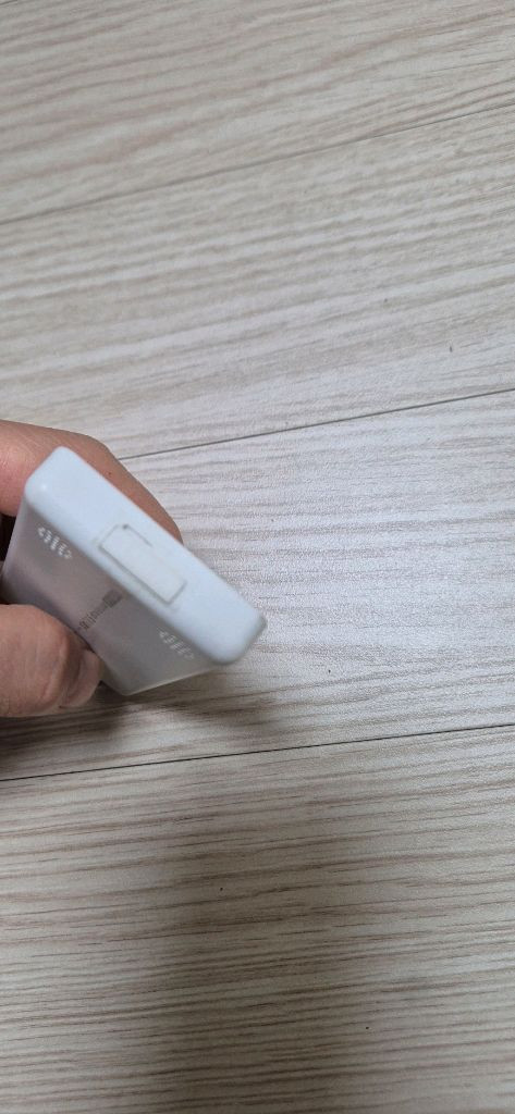 아이리버 MP3 플레이어 E100-4기가 이미지