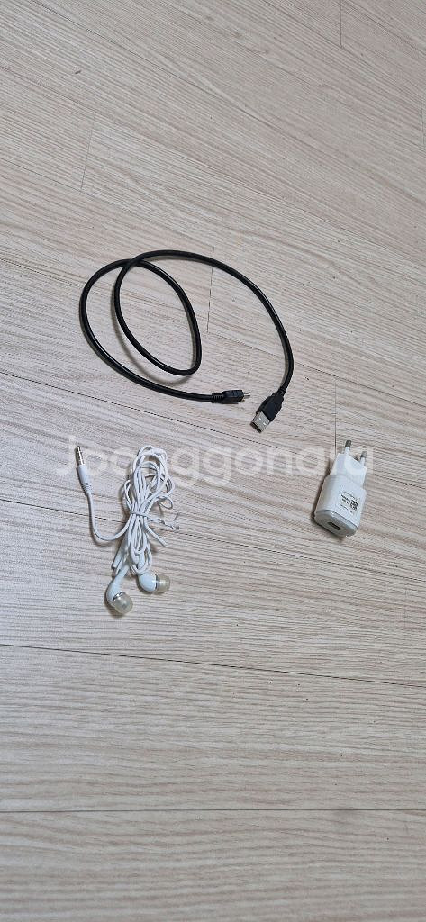 아이리버 MP3 플레이어 E100-4기가--9