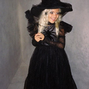 상태좋음> Zara 코스튬 마녀원피스 5~7세 + 빗자루