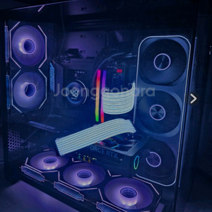 라이젠7 9800X3D RTX5080 리안리PC 팝니다