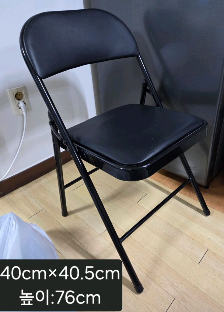 공릉동)인테리어 접의식 블랙의자 2개 일괄--3