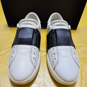 발렌티노 오픈 밴딩 스니커즈 MY2S0938 BVC A01 사이즈 40.5