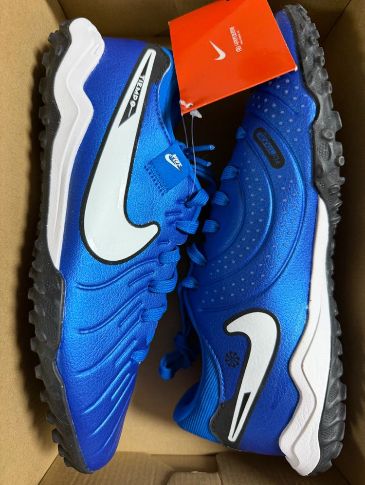 [235] 나이키 티엠포 레전드10 아카데미 TF 풋살화--9