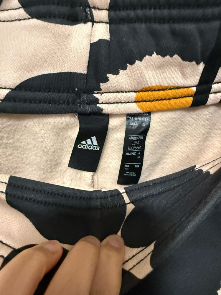 아디다스 마리메꼬 콜라보한 플라워 플리스 팬츠--2