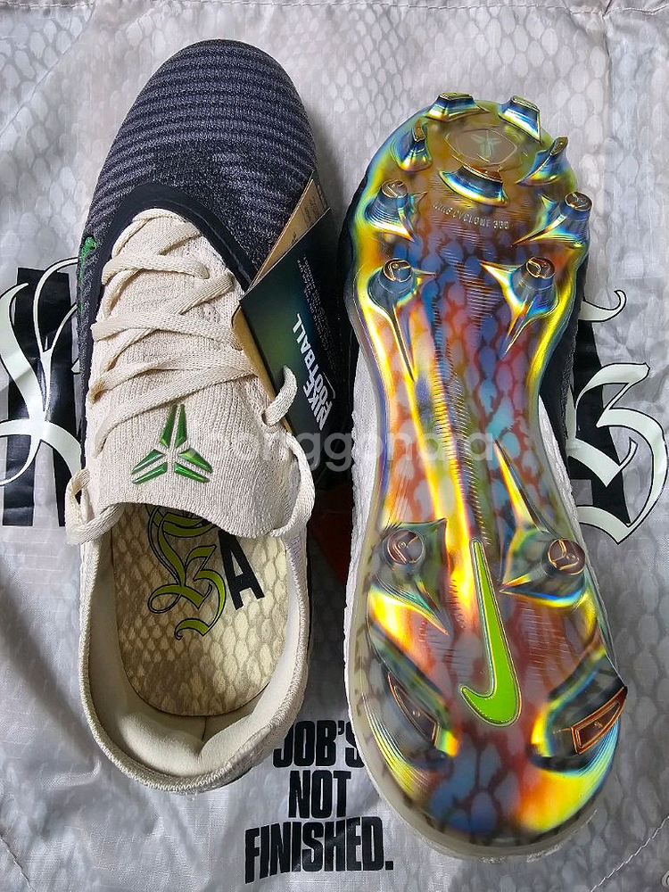 [한정판]나이키 팬텀6 로우 엘리트 FG 블랙맘바-코비브라이언트 S.E--4