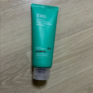 (새상품) 아크웰 감초수 피에이치 밸런싱 포어 클렌징폼 160ml