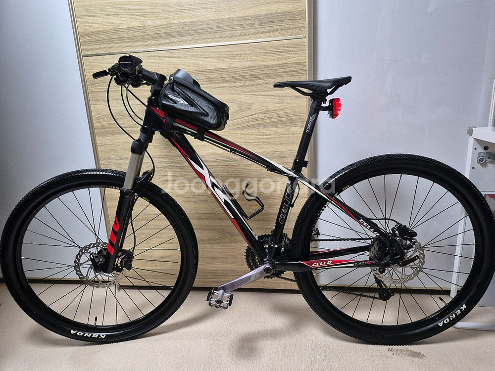 첼로 XC 30 MTB 자전거 (블랙/레드)--1