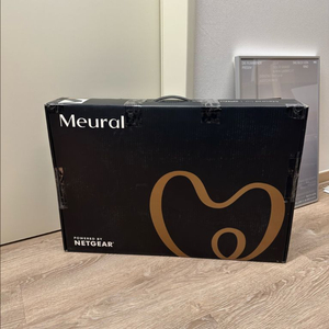 넷기어 뮤럴(Meural) 디지털 캔버스 21인치 인테리어액자