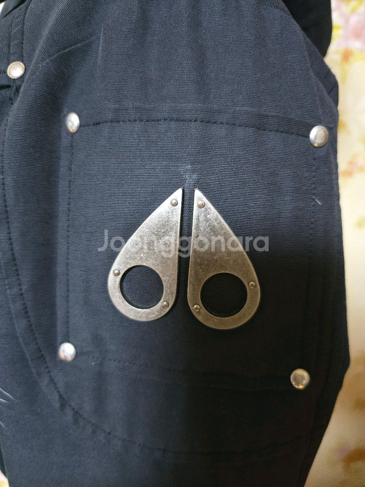 정품 무스너클여성 퍼 봄버 패딩 (L)66~슬림핏77--9